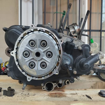 Motorcycle engine